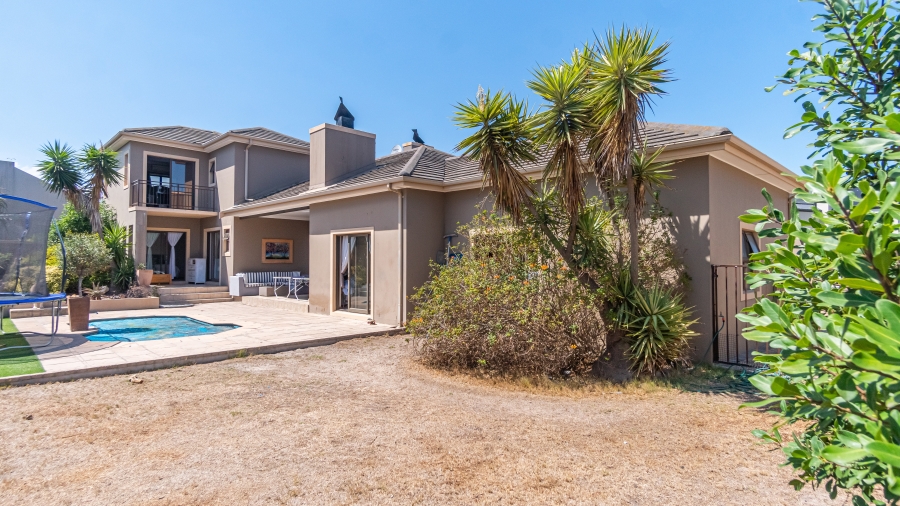 4 Bedroom Property for Sale in Big Bay Western Cape